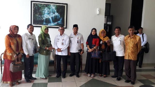  Dinas Perpustakaan dan Kearsipan Riau Sosialisasikan Tata Kelola di Pemkab Kuansing